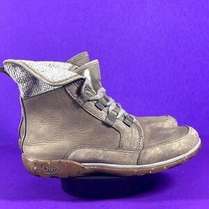 Chaco Women's Size 7 Barbary Chukka Hiking‎ Boots Gray Lace Up Leather JCH199802